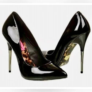 NWT Betsey Johnson Tappp Black Patent Leather High Heels size 7.5 Pointed Toe